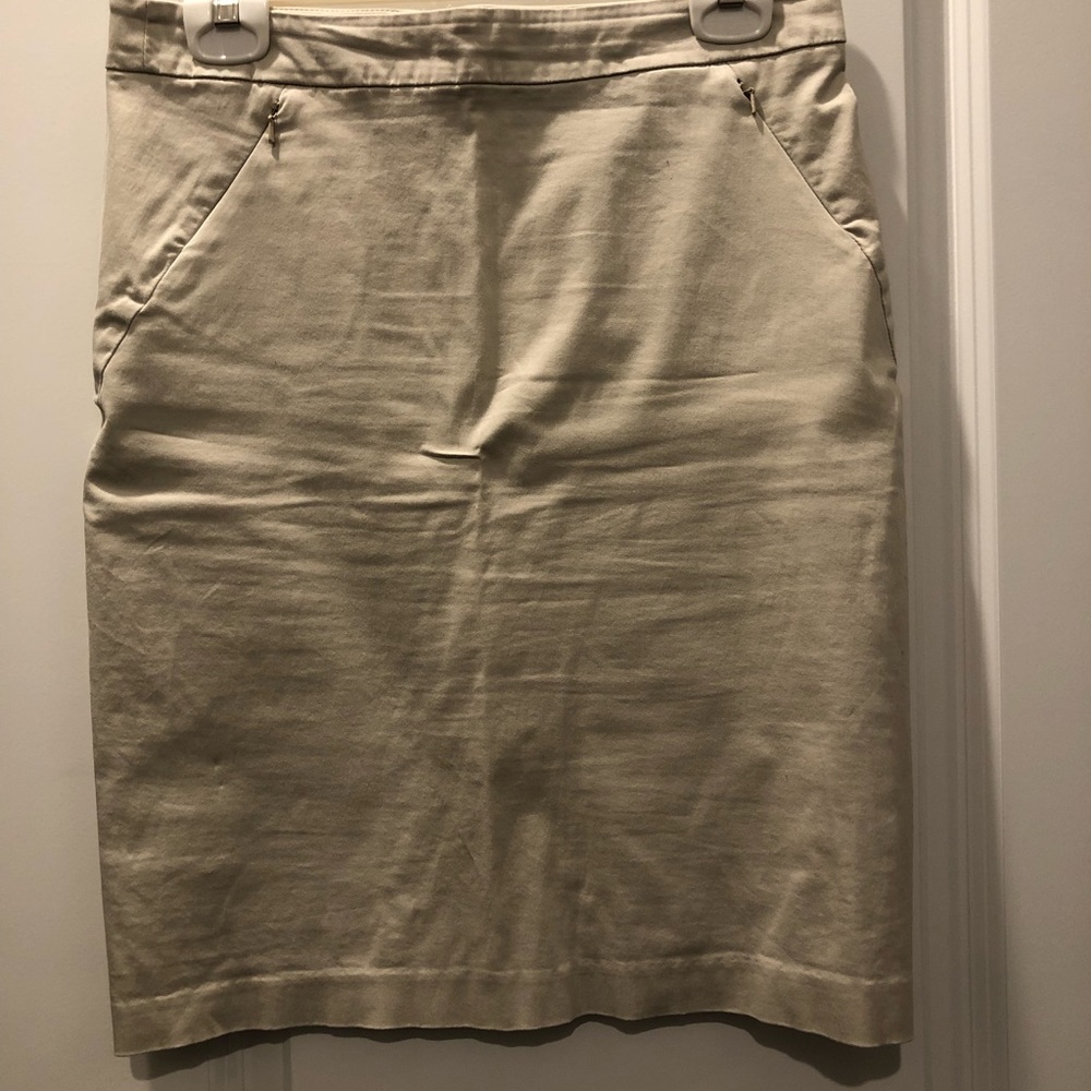 NY&Co tan skirt